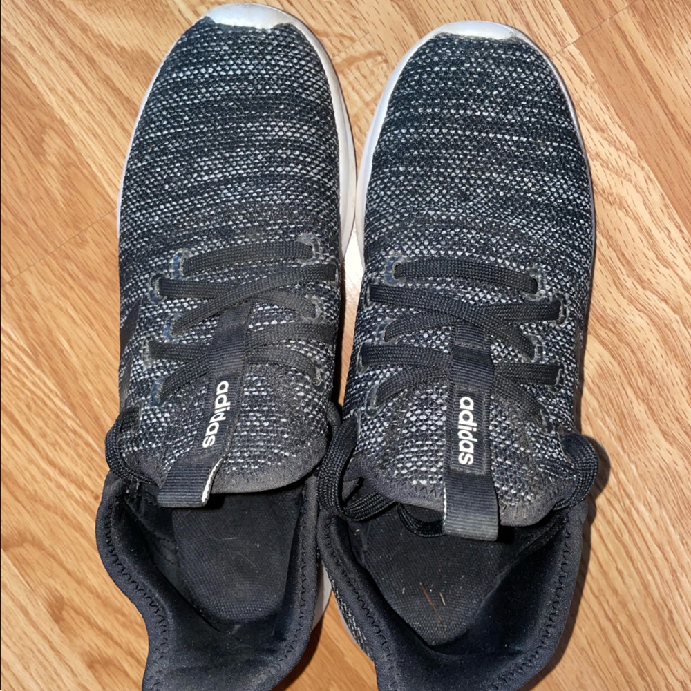 🎊5 for $25 🎊 Adidas Running shoes